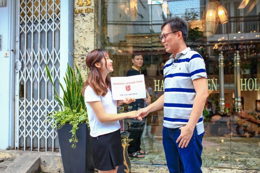 From Hanoi: Ninh Binh & Cuc Phuong National Park 2-Day Tour - Day one: Hoa Lu and Vietnam’s early royal capital