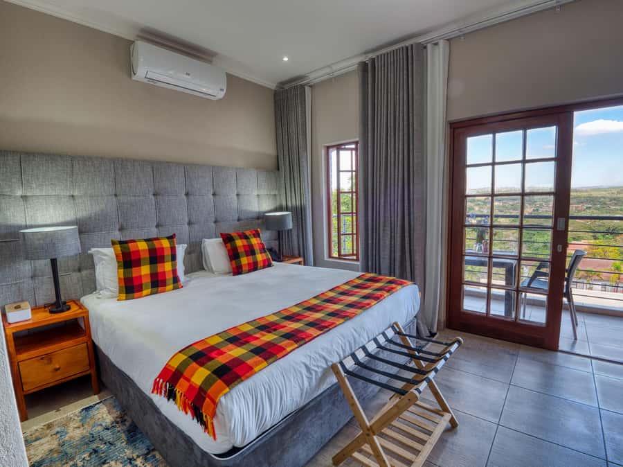 From Johannesburg: 2-Day Safari into Kruger National Park - FAQ