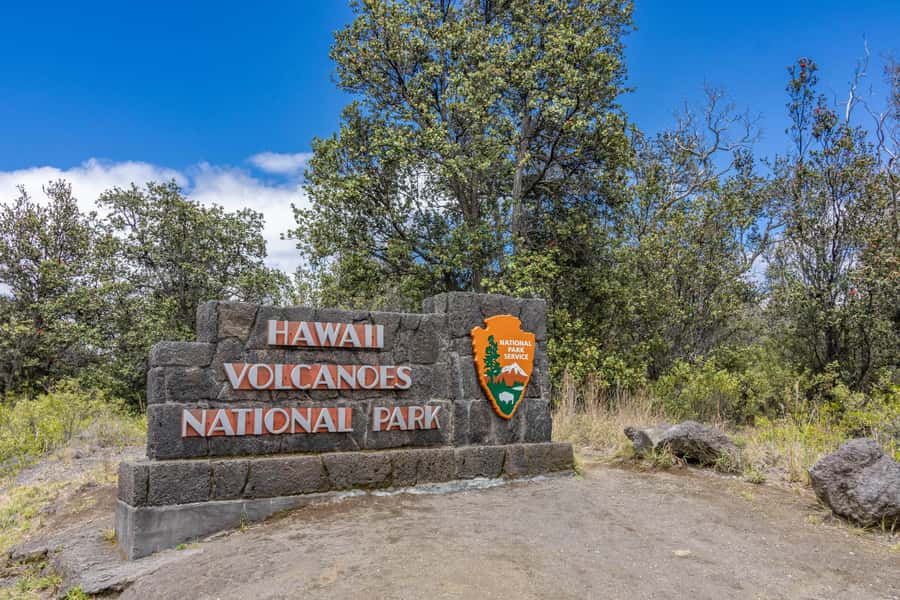 From Kailua-Kona: All-Inclusive Volcanoes National Park Tour - Chain of Craters Road and Wahinekapu Steam Bluff