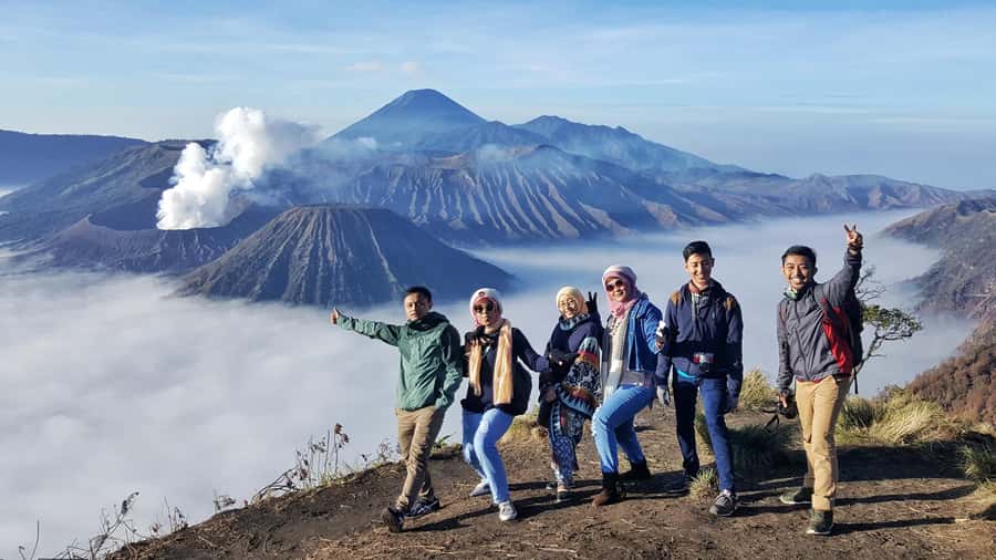 From Malang/Surabaya: Mount Bromo Sunrise Ultimate (Shared) - Why the Bromo sunrise is worth the lost sleep