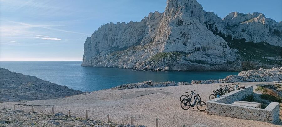 From Marseille: Calanques National Park E-Mountain Bike Tour - Crête des Escampons and the return to Marseille
