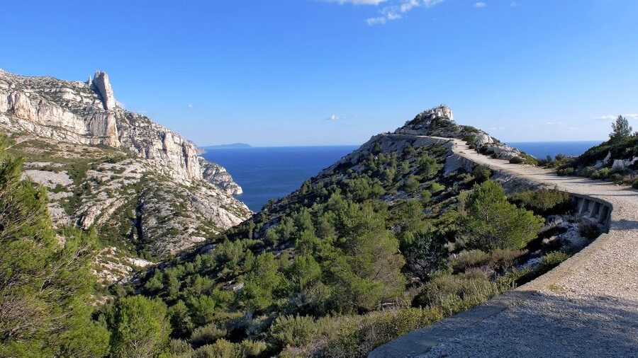 From Marseille: Calanques National Park Guided Hike - The optional Blue Grotto swim