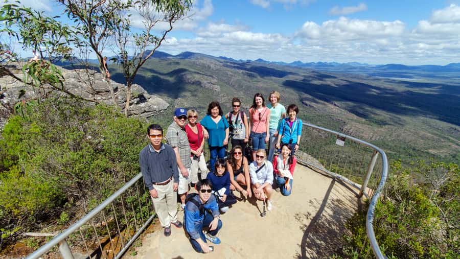 From Melbourne: Grampians National Park Small Group Tour - Gariwerd, wildlife, and the six seasons