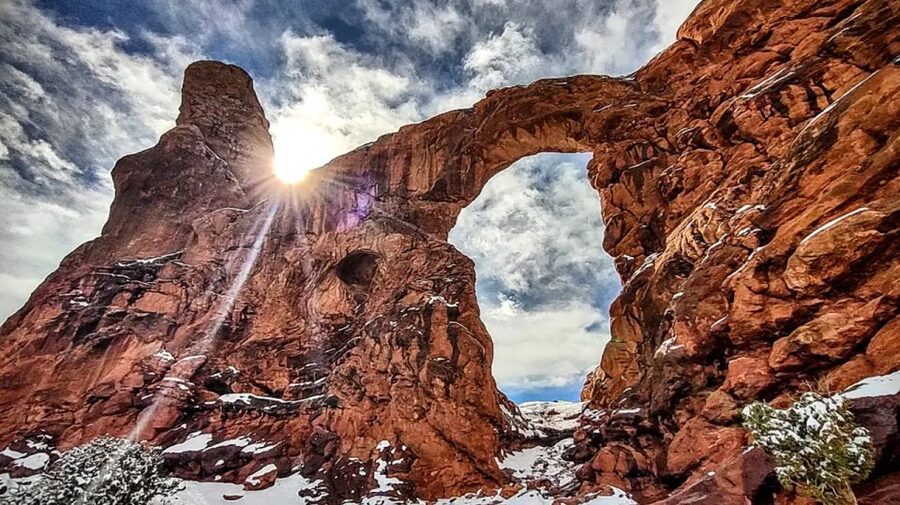 From Moab: Arches National Park 4x4 Drive and Hiking Tour - Who Should Book This Tour?