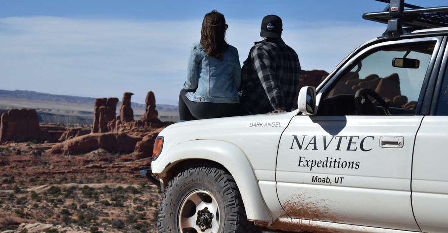 From Moab: Half-Day Arches National Park 4x4 Driving Tour - Who will enjoy the ride most