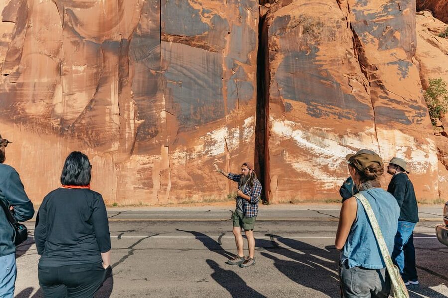 From Moab: Sky District Canyonlands National Park 4x4 Tour - Riding the White Rim Trail and Shafer Trail