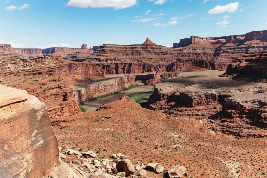From Moab: Sky District Canyonlands National Park 4x4 Tour - From Moab along the Colorado River