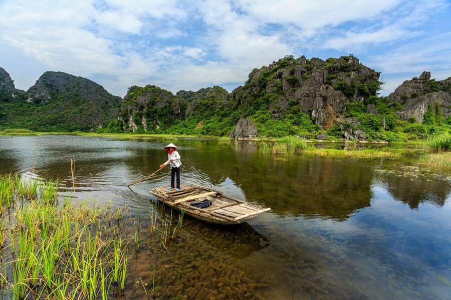From Ninh Binh: Visit Cuc Phuong National Park - Van Long - The 1,000-year-old tree and the ancient tree