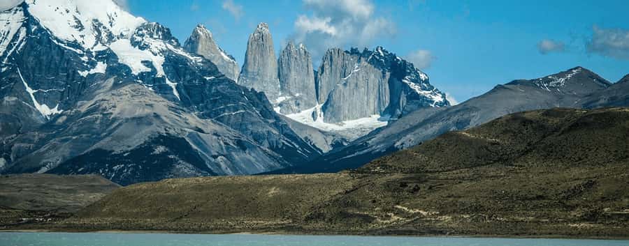 From Puerto Natales: Torres del Paine National Park Day Tour - Laguna Amarga and the first views of the Paine Massif