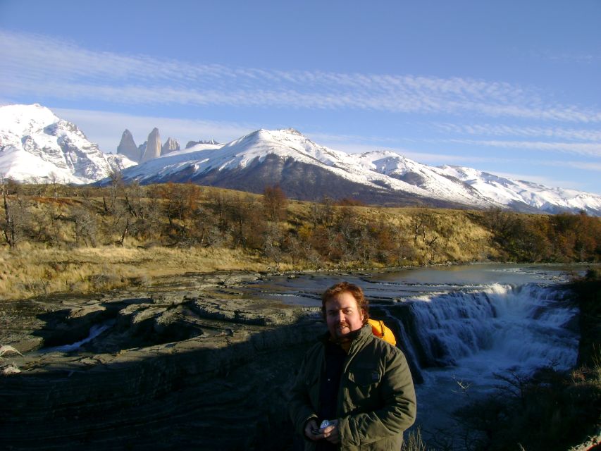 From Puerto Natales: Torres del Paine National Park Trip - Lakes, guanacos, and rheas fill the middle of the route