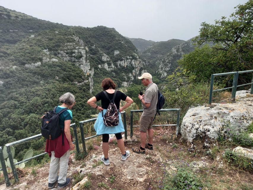 From Siracusa: Pantalica Nature Reserve Guided Hiking Tour - The right kit for a Sicilian hiking day