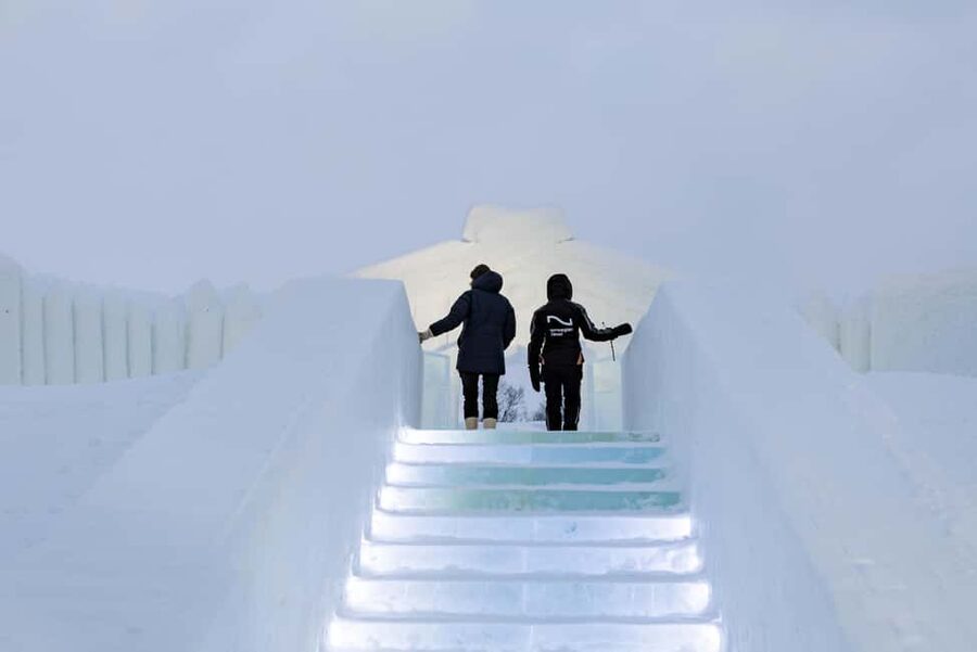 From Tromsø: Ice Domes Snow Park and Wilderness Experience - From Tromsø harbor to the colder Tamok Valley