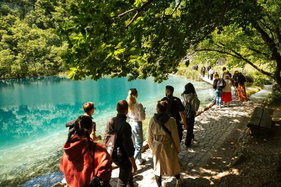 From Zagreb: Plitvice Lakes National Park Tour with Tickets - Veliki slap and the park’s most dramatic water