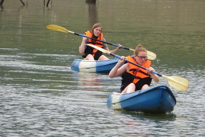 Full-Day Cycle and Kayak trip in Sri Lanna National Park - A guide can make the rural route worthwhile