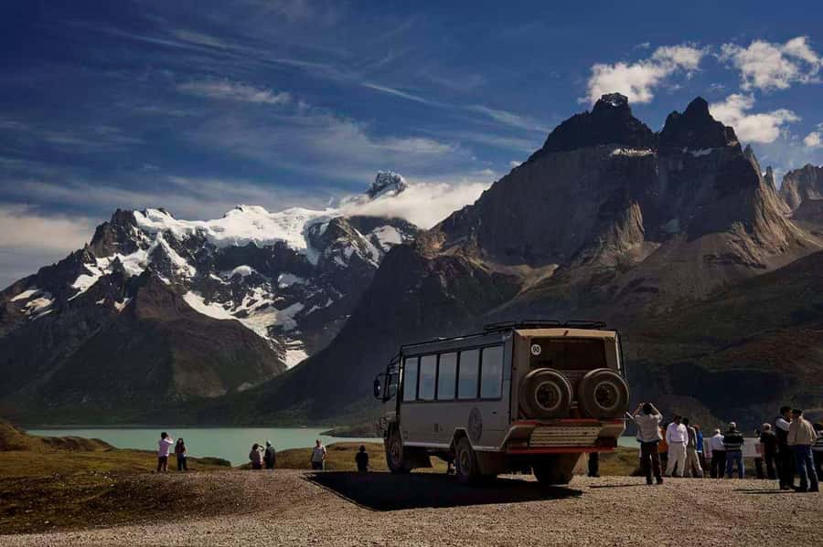 Full-day excursion to Torres del Paine National Park - Group size, comfort, and the long return