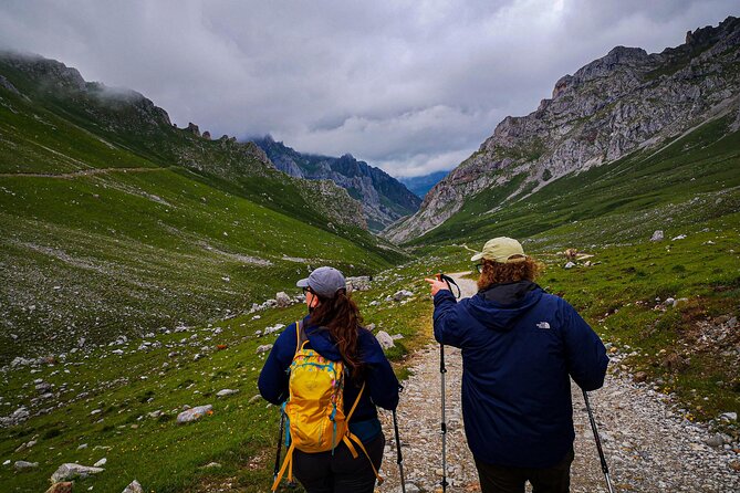 Full Day Hiking in Picos de Europa National Park - A full day in the central Picos de Europa