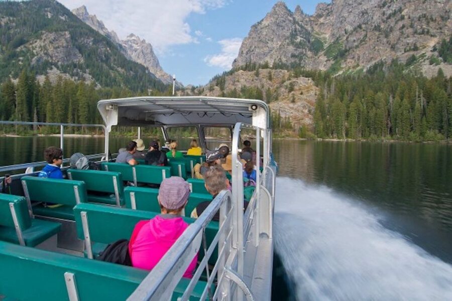 Grand Teton National Park: Full-Day Tour with Boat Ride - Wildlife Stops at Elk Ranch and Oxbow Bend