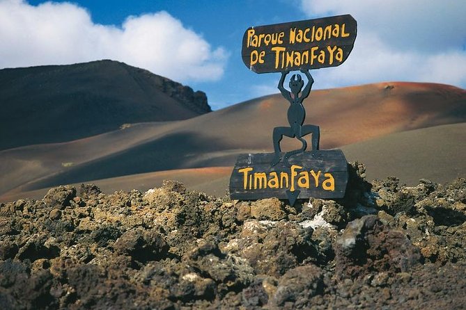 Guided tour: Timanfaya National Park and La Geria with pick-up - Key points to know before booking