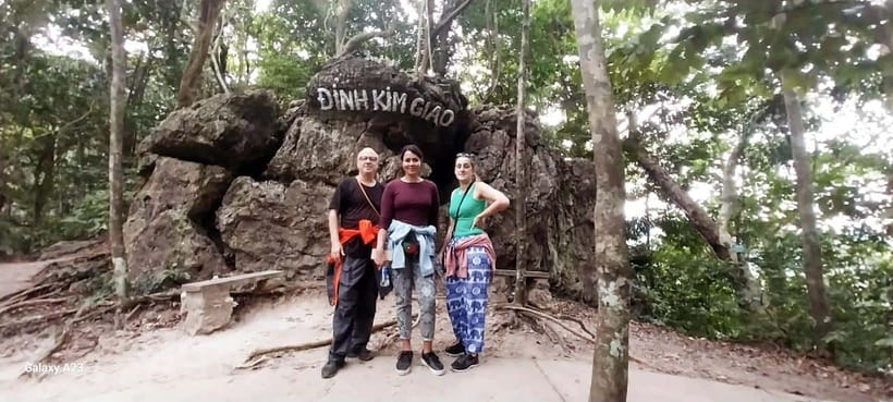 Half Day Hiking to Cat Ba National Park with a Guide - Hospital Cave, a stark wartime site