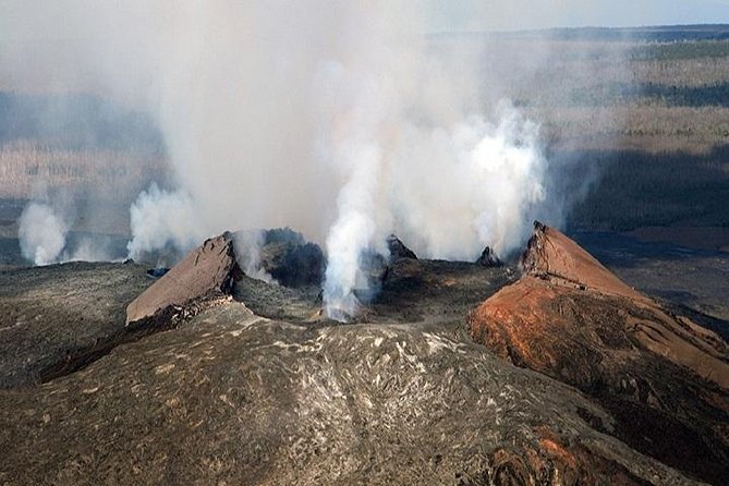 Hawaii Volcanoes National Park Experience Departing from Oahu - Punaluʻu Bake Shop is your practical lunch stop