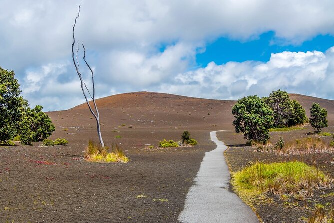 Hawaii Volcanoes National Park Self-Guided Driving Audio Tour - The chain of craters: Puhimau, Pauahi, and Puʻu Huluhulu