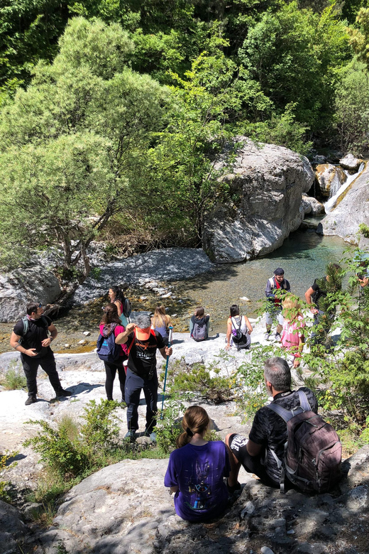 Hiking in Mt Olympus National Park - Walking the E4 trail beside Enipeas Gorge