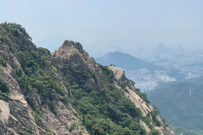 Hiking in Seoul : Bukhansan National Park - Bukhansan National Park at a glance