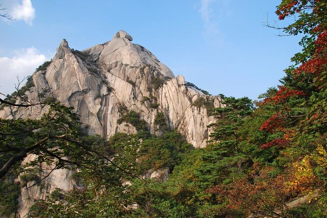 Hiking in Seoul : Bukhansan National Park - Why this mountain matters in a city this large