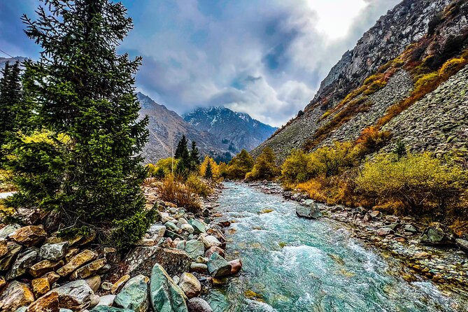 Hiking wonderland Ala Archa National Park - From Bishkek to the mountain air