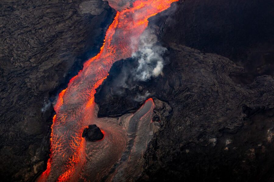 Hilo: Hawaii Volcanoes National Park Flight - Seeing Kilauea’s caldera from the air