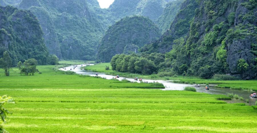 Hoa Lu-Mua Cave-Tam Coc-Bich Dong-Thung Nham National Park - From Hanoi to Hoa Lu, the ancient capital