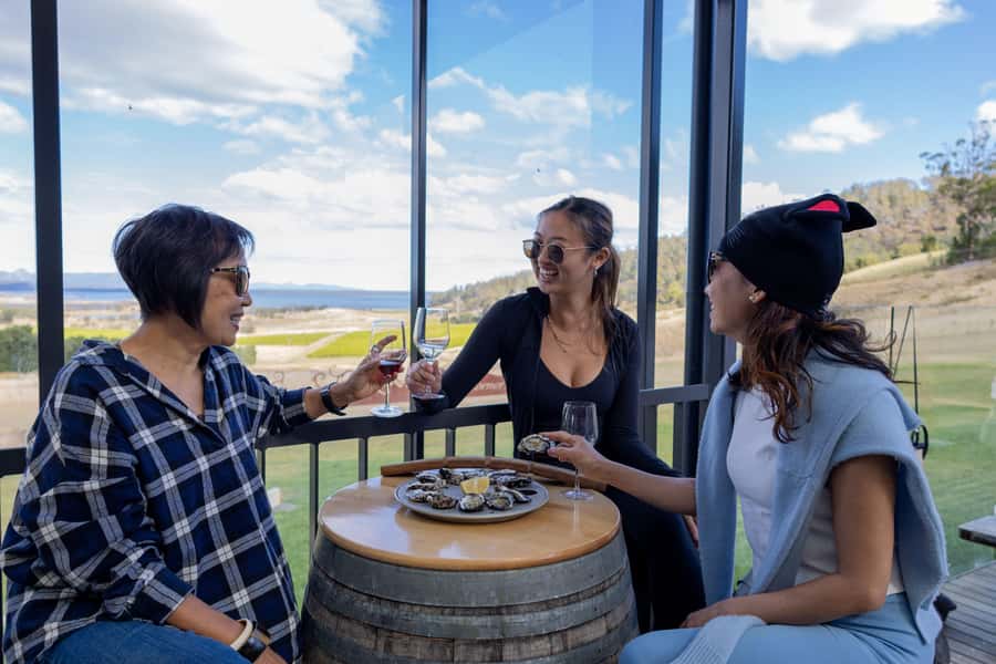 Hobart: Wineglass Bay & Freycinet National Park Active Tour - Key points at a glance