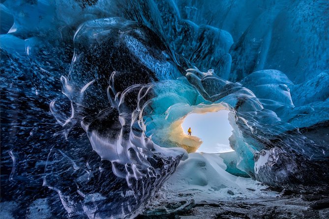 Ice Cave Tour in the National Park of Vatnajökull - Starting at Jökulsárlón, Iceland’s glacier gateway