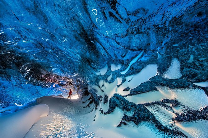 Ice Cave Tour in the National Park of Vatnajökull - Weather, cave changes, and the backup plan