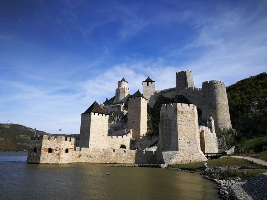 Iron Gate Tour: Golubac Fortress, Lepenski Vir+National Park - Through Đerdap National Park by road