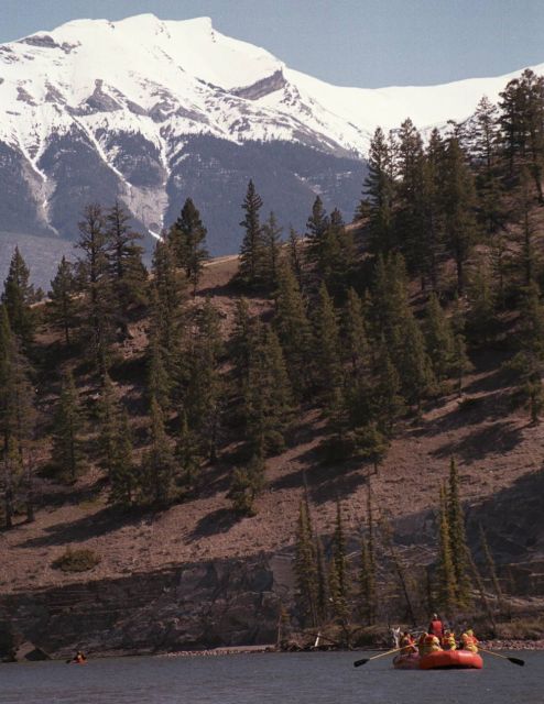 Jasper: Jasper National Park Easy 2-Hour Rafting Trip - What the two-hour duration really includes