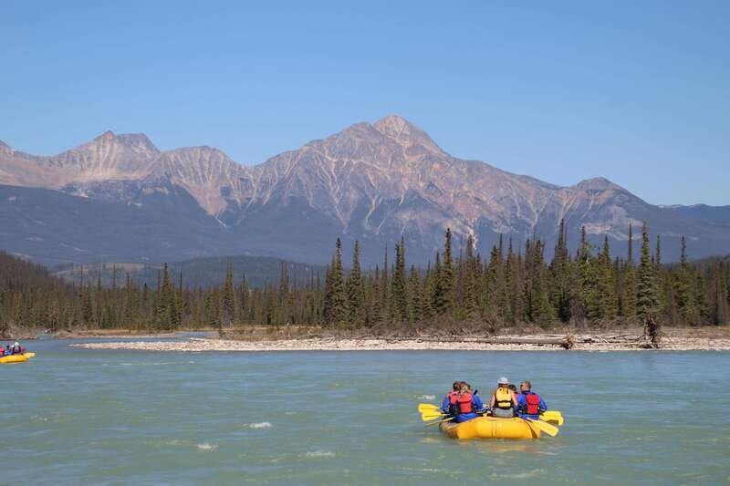 Jasper National Park: 2-Hour Whitewater Rafting - A gentle start on the Athabasca River