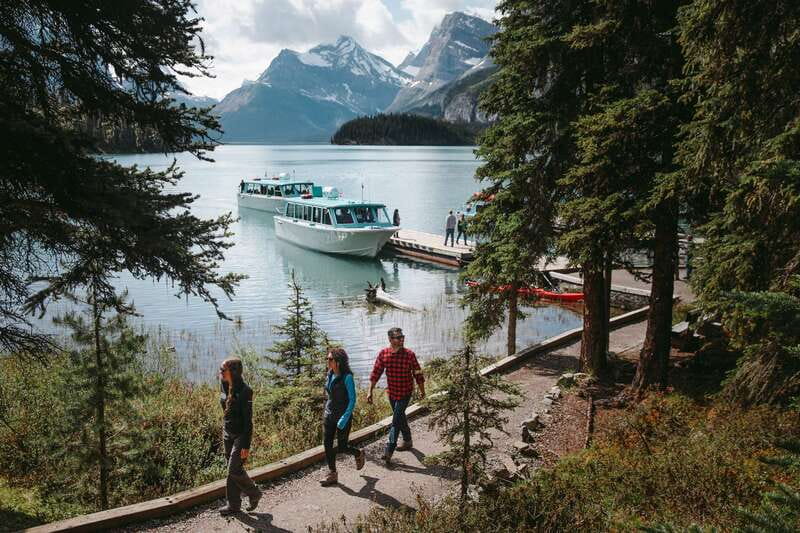 Jasper National Park: Maligne Lake Cruise With Guide - Key things to know before you go
