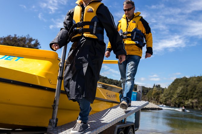 Jet Boat Journey through Fiordland National Park - Pure Wilderness - A short walk in Fiordland National Park