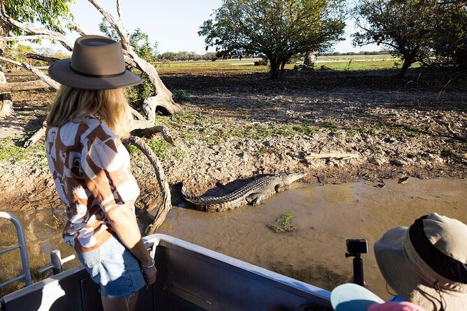 Kakadu National Park Full Day Tour + Yellow Water River Cruise - Ngourlangie Rock Art Gallery and Aboriginal culture