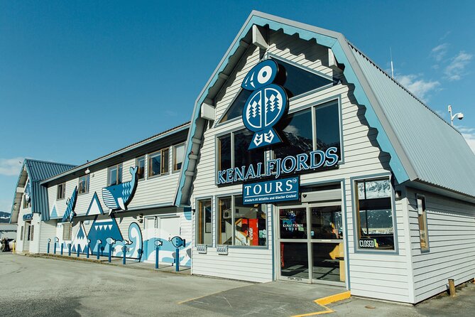 Kenai Fjords National Park Glacier & Wildlife Tour from Seward - Lunch, cookies, and the practical comforts onboard