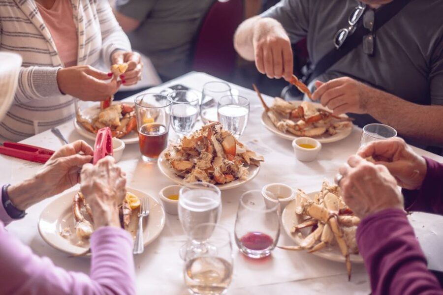 Ketchikan: Wilderness Boat Cruise and Crab Feast Lunch - From Berth 2 to the Tongass waterways