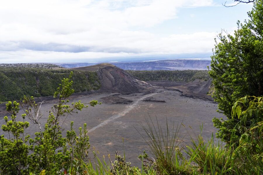 Kilauea: Volcanoes National Park Guided Hike - Guides who connect science and local culture