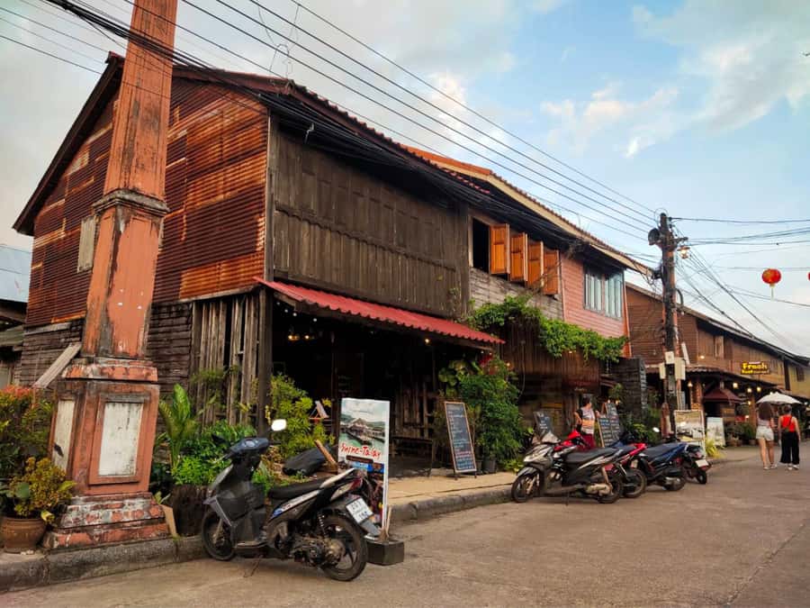 Ko Lanta: Old Town Sightseeing and National Park Tour - Who should book this Koh Lanta tour?