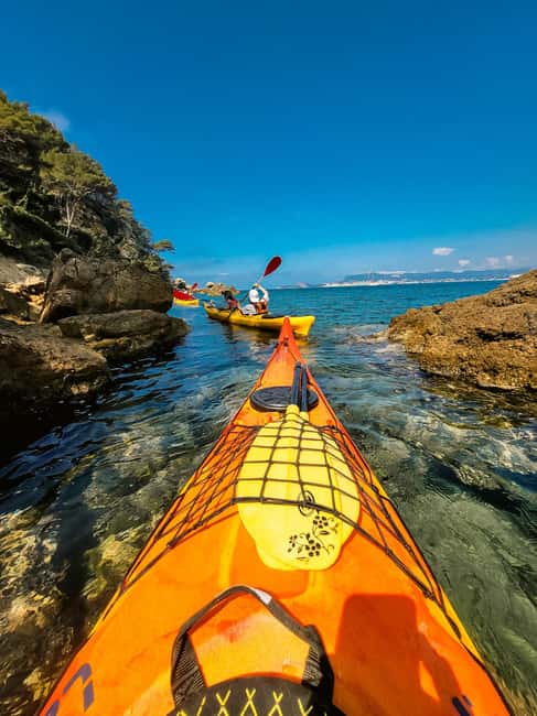 La Ciotat: Calanques National Park Guided Kayak Tour - Meeting at Duo Trail and getting ready