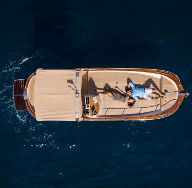 La Spezia: Cinque Terre National Park Boat Tour - Why seeing Cinque Terre by boat makes sense