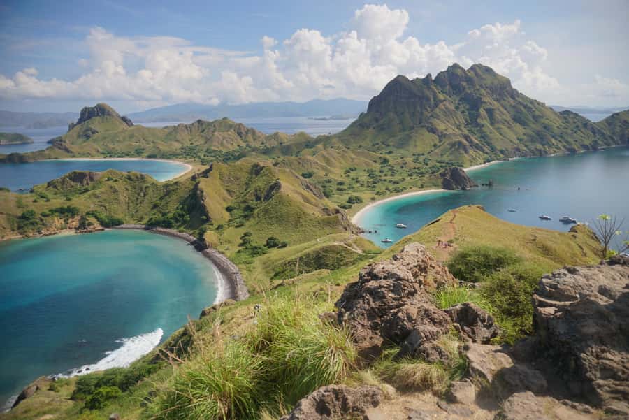 Labuan Bajo: One Day Tour to Explore Komodo National Park - Kanawa Island and the final swim