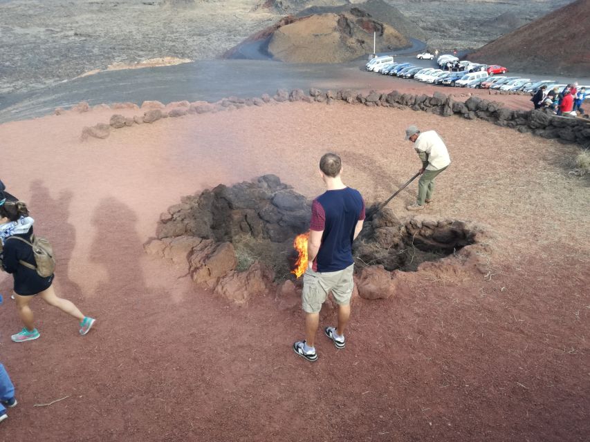 Lanzarote: 5-Hour Timanfaya National Park Southern Tour - La Geria and the unusual art of growing grapes