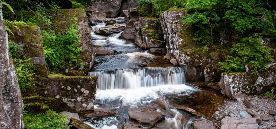 Loch Lomond & Trossachs National Park Drive Tour with an App - Lake of Menteith and Inchmahome’s island priory