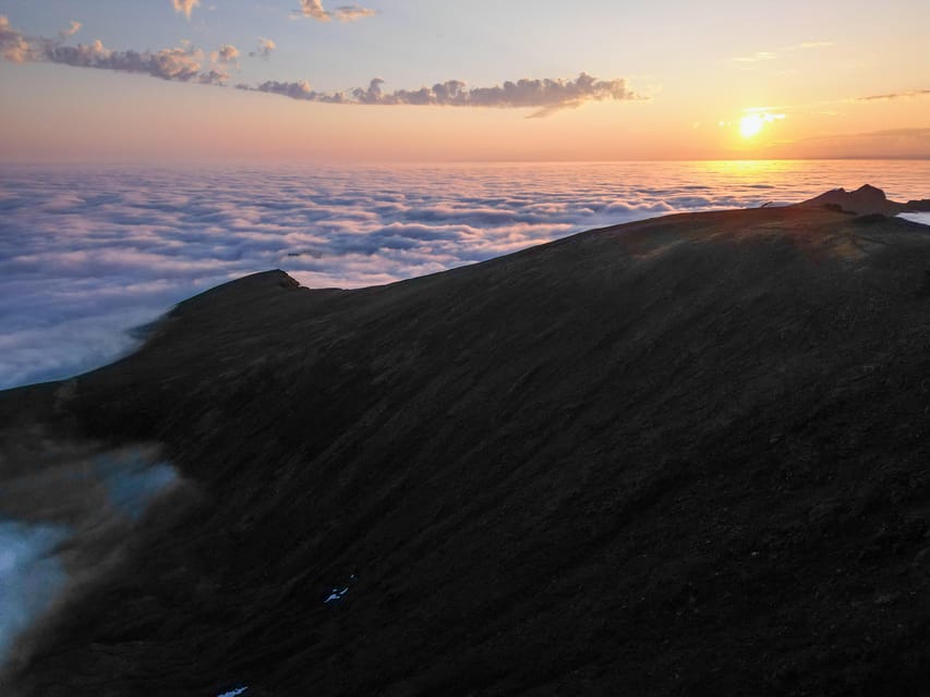 Lofoten Islands: Guided Hiking Into the Wilderness - Uphill - Who should choose this hike?